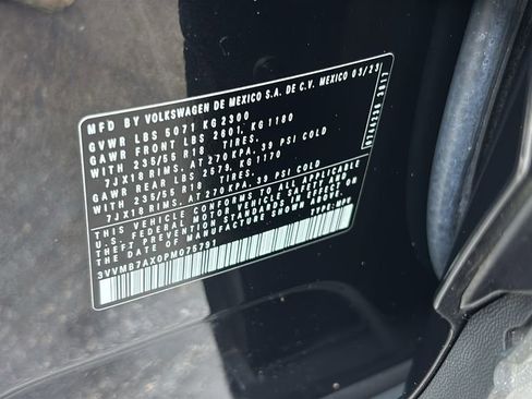 Used 2023 Volkswagen Tiguan SE w/ Panoramic Sunroof Package AWD/4WD image 34
