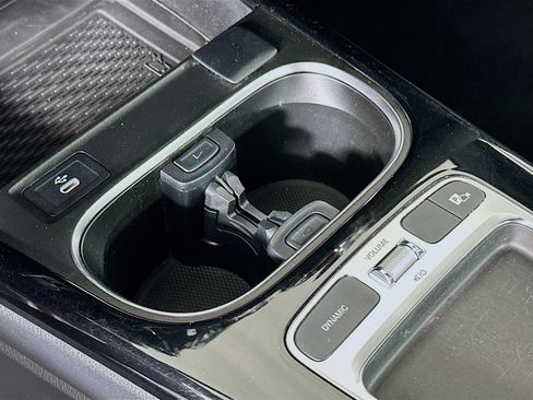 Used 2025 Mercedes-Benz CLA 250 image 25