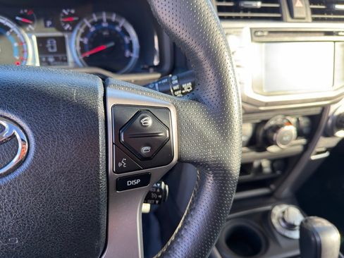 Used 2017 Toyota 4Runner image 23