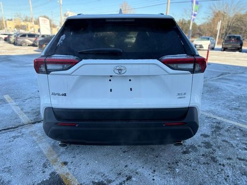 New 2025 Toyota RAV4 XLE image 6