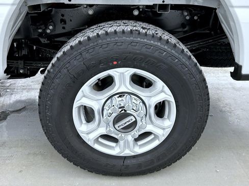 New 2026 Ford F350 XLT image 22