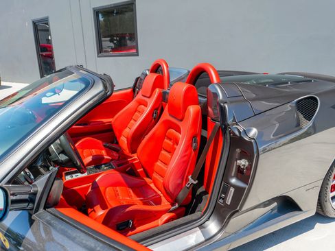 Used 2005 Ferrari F430 Spider RWD image 12