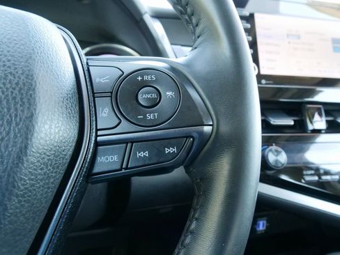 Used 2022 Toyota Camry SE w/ Convenience Package image 24