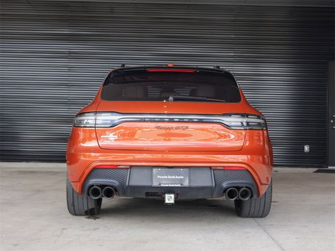 Certified 2022 Porsche Macan GTS image 6