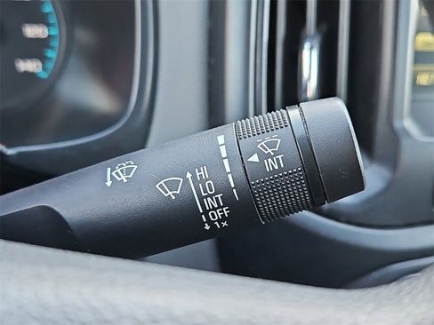 Used 2018 Chevrolet Colorado W/T w/ Custom Special Edition image 19