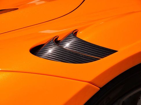 Used 2024 McLaren 750S RWD image 26