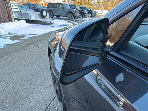 Used 2026 Tesla Model Y Long Range image 37