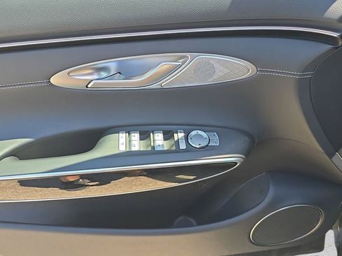 New 2026 Genesis GV70 2.5T AWD/4WD image 16