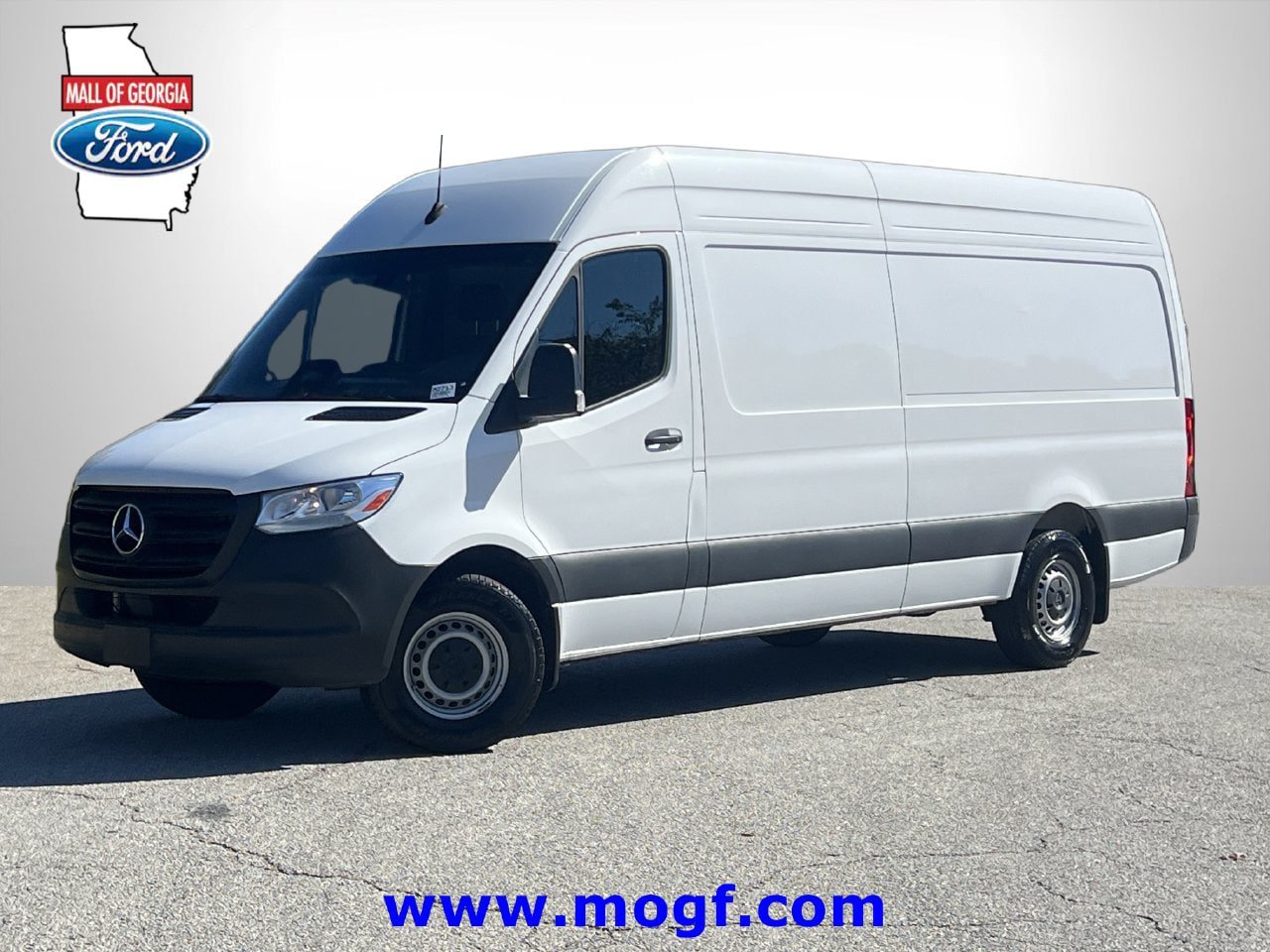 Used 2025 Mercedes-Benz Sprinter 2500 image 1