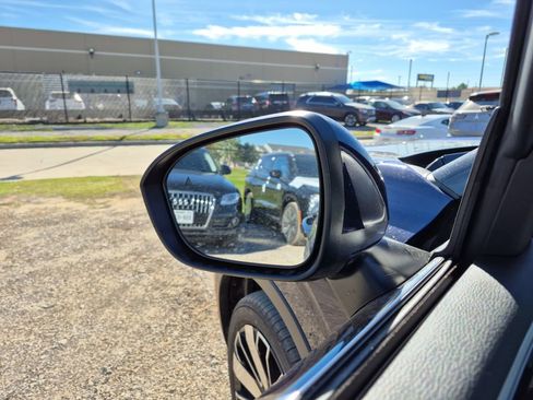 New 2026 Mitsubishi Outlander SEL image 34