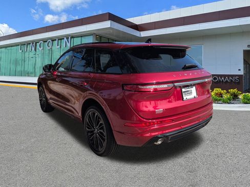 New 2026 Lincoln Corsair Reserve w/ Jet Appearance Package FWD image 6