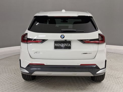 Used 2026 BMW X1 xDrive28i w/ Convenience Package AWD/4WD image 8