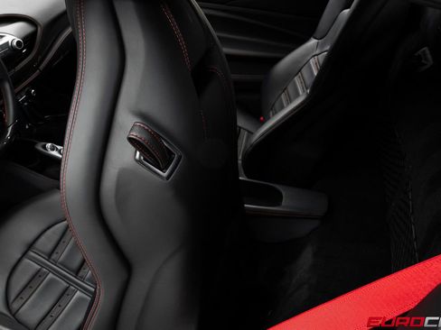 Used 2021 Ferrari F8 Tributo image 42