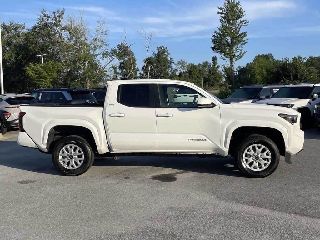 Used 2026 Toyota Tacoma SR5 AWD/4WD image 29