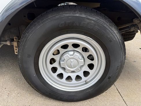 Used 2024 Chevrolet Silverado 1500 W/T w/ WT Convenience Package image 34