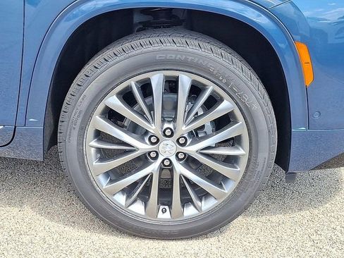 New 2026 Buick Enclave Avenir w/ Super Cruise Package AWD/4WD image 9