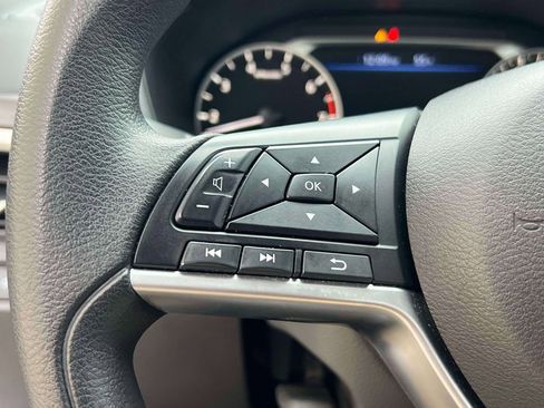 Used 2024 Nissan Altima 2.5 SV image 20