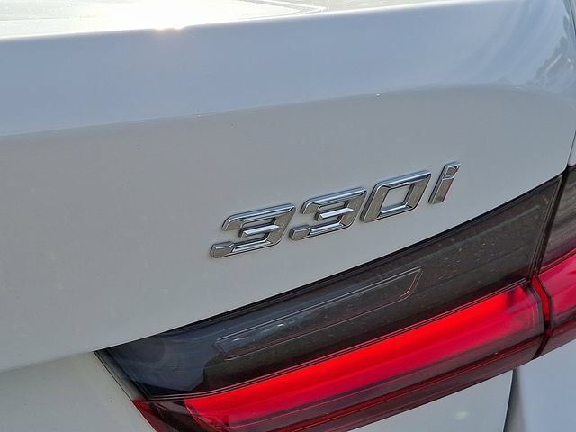 Certified 2023 BMW 330i xDrive Sedan w/ Driving Assistance Package AWD/4WD image 29