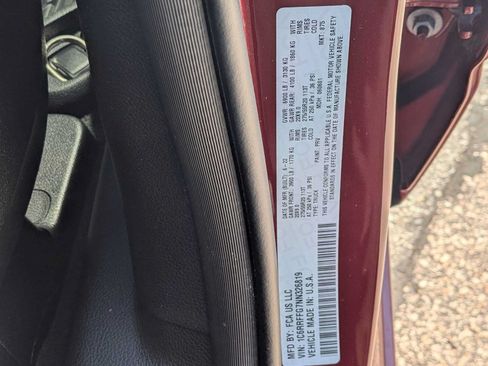 Used 2022 RAM 1500 Big Horn AWD/4WD image 28