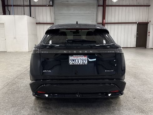Used 2023 Nissan Ariya Evolve+ image 17