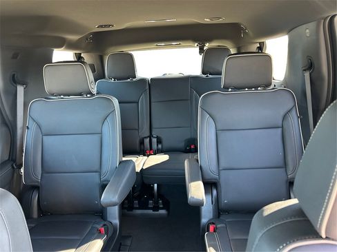 Used 2025 Chevrolet Tahoe Premier image 14