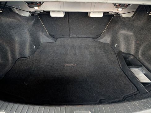 Used 2010 Toyota Corolla image 15