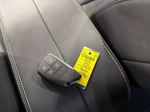 Used 2026 GMC Terrain Elevation w/ Elevation Premium Package AWD/4WD image 34