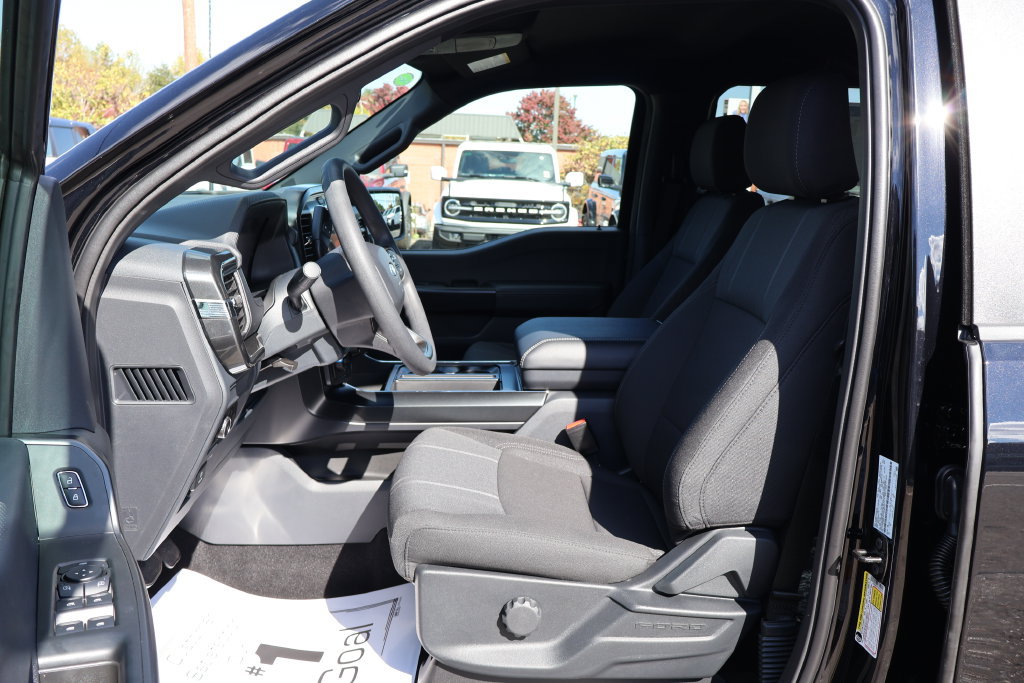 New 2026 Ford F150 STX w/ Equipment Group 200A AWD/4WD image 18