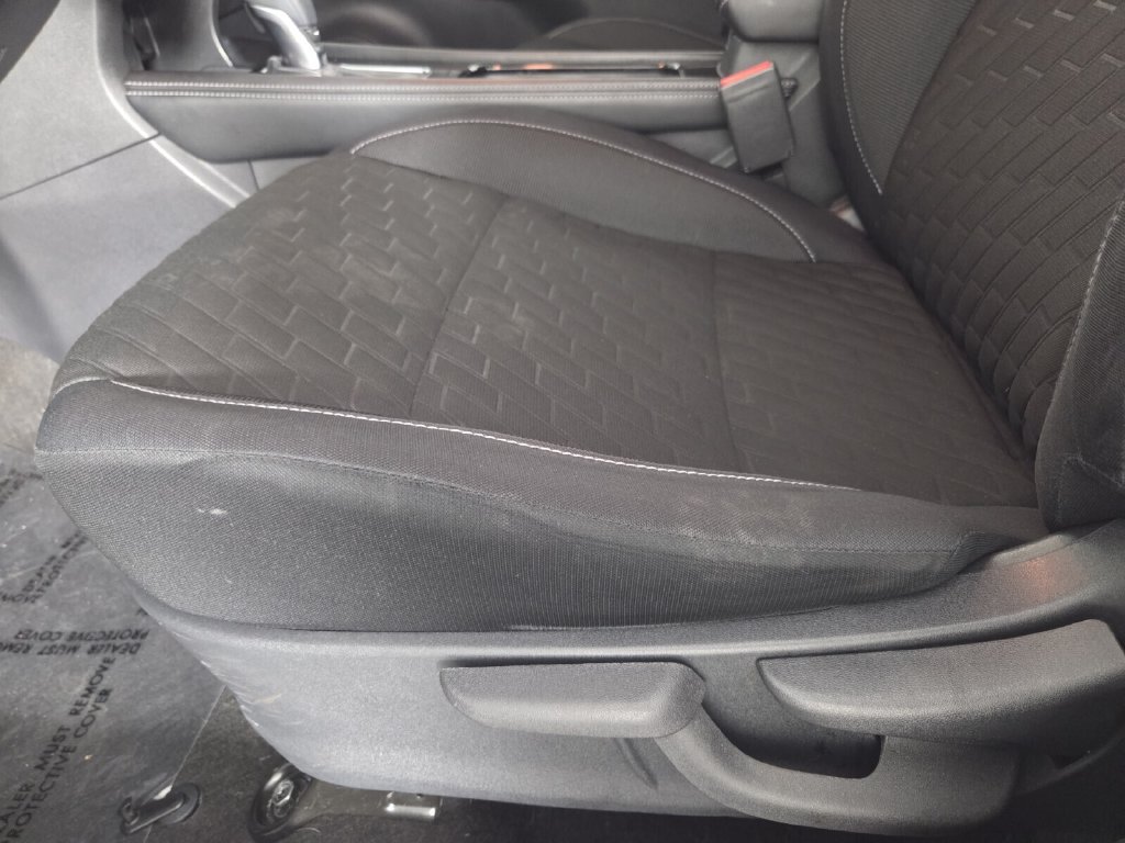 Used 2022 Nissan Kicks SV FWD image 12