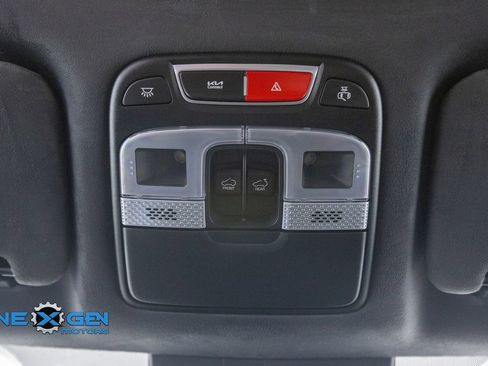 Used 2025 Kia Telluride SX Prestige X-Line AWD/4WD image 35