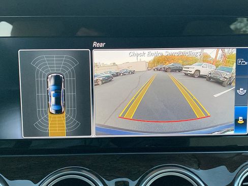 Used 2017 Mercedes-Benz E 300 image 14