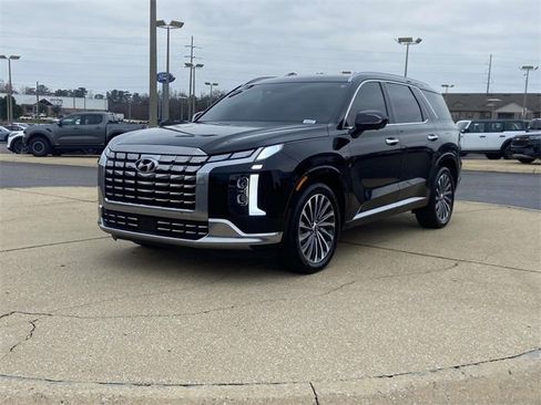 Used 2025 Hyundai Palisade Calligraphy image 5