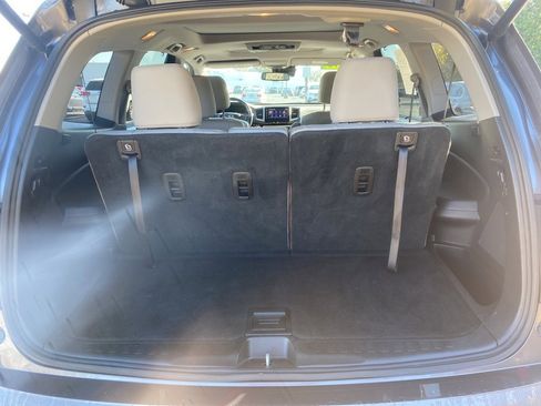 Used 2016 Honda Pilot Elite image 18