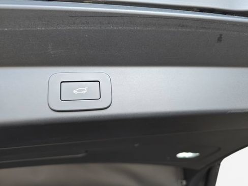 Certified 2025 Land Rover Range Rover Sport Dynamic SE AWD/4WD image 16