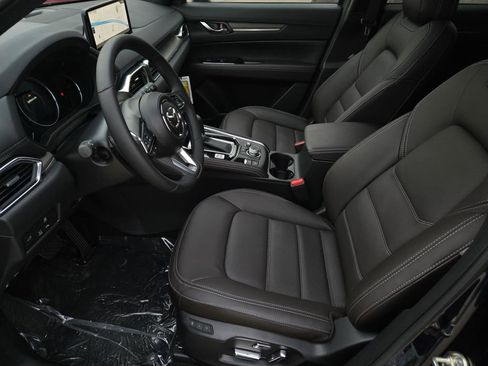 New 2025 MAZDA CX-5 Signature image 16