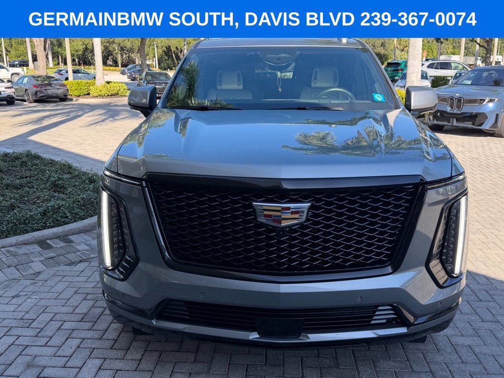 Used 2025 Cadillac Escalade Sport Platinum AWD/4WD image 1