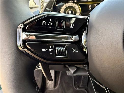 New 2026 Aston Martin V8 Vantage Coupe image 23