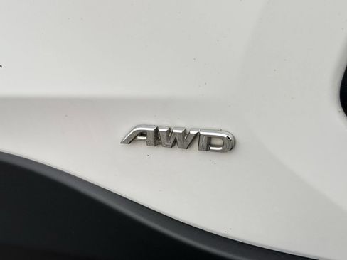 Used 2023 Toyota RAV4 XLE AWD/4WD image 10