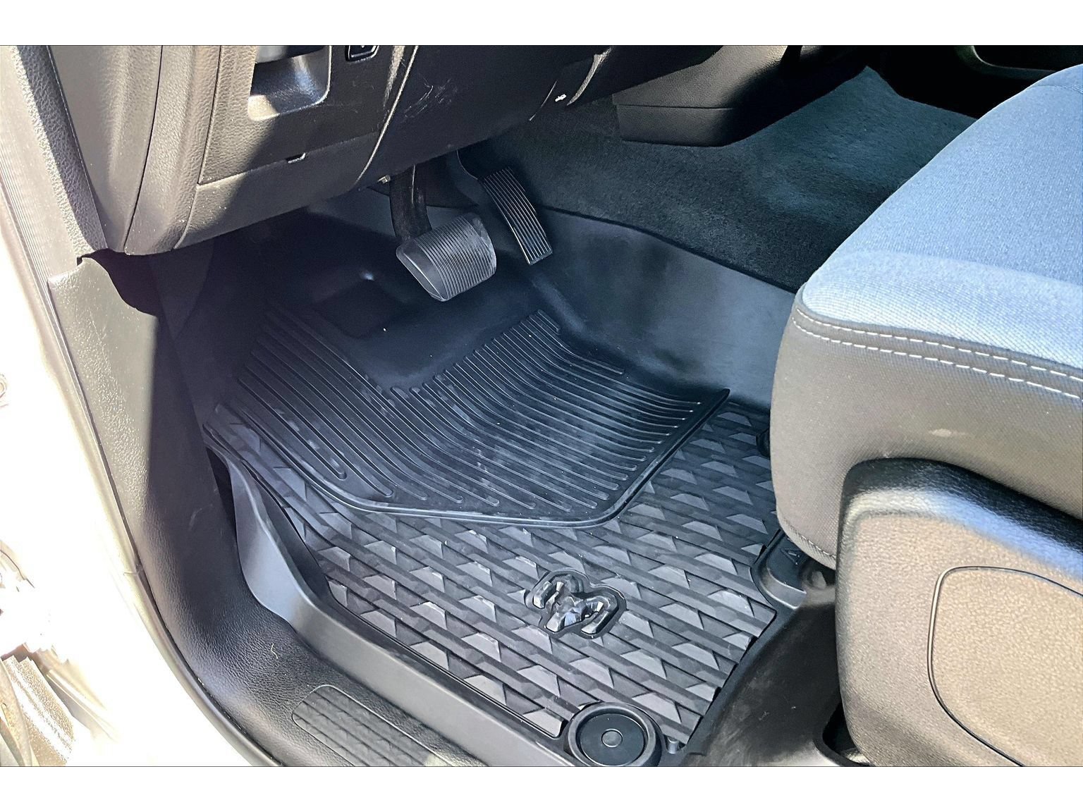 Used 2020 RAM 1500 Big Horn AWD/4WD image 31