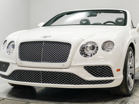 Used 2016 Bentley Continental GT image 46