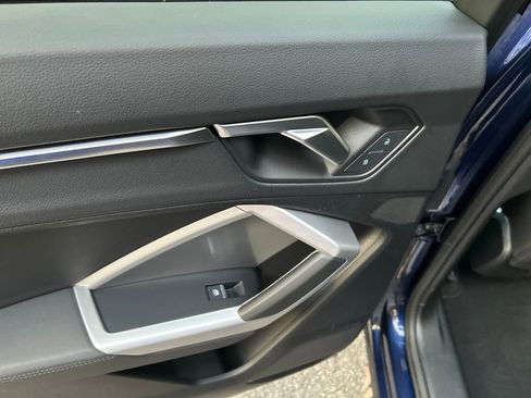 Used 2025 Audi Q3 2.0T Premium image 21