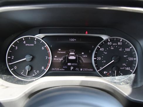 Used 2024 Nissan Rogue SV AWD/4WD image 18