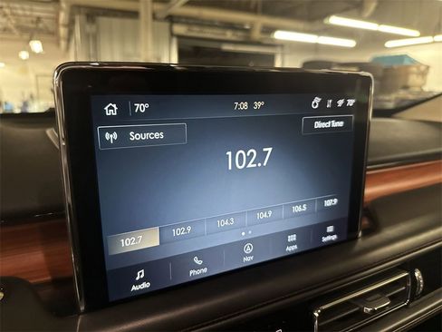 Used 2021 Lincoln Aviator Grand Touring w/ Equipment Group 302A image 12