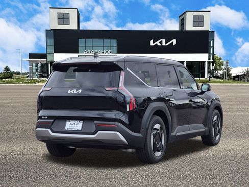 New 2026 Kia EV9 Wind AWD/4WD image 5