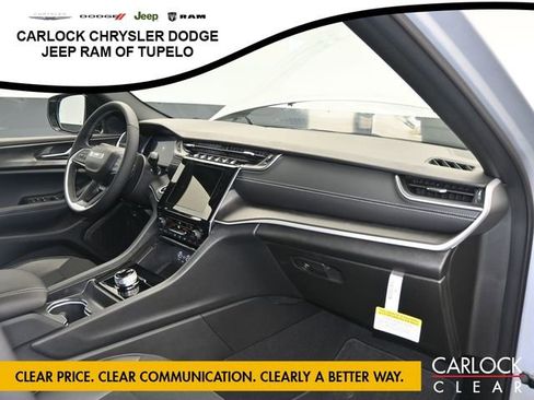 New 2025 Jeep Grand Cherokee Altitude image 49