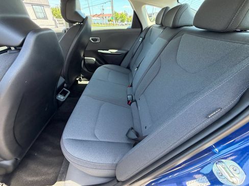 Used 2025 Kia K4 FWD image 24