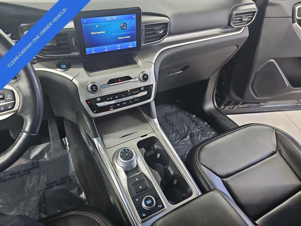 Used 2020 Ford Explorer XLT w/ Equipment Group 202A AWD/4WD image 26