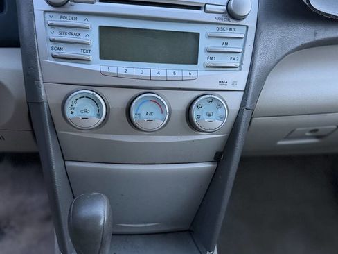 Used 2008 Toyota Camry LE image 14
