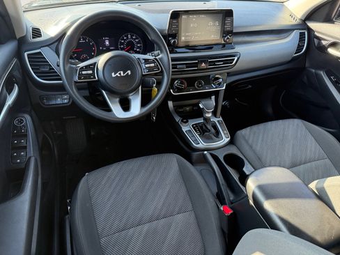 Used 2023 Kia Seltos LX image 15