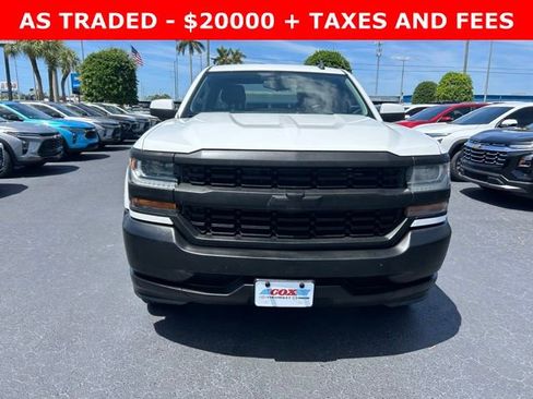 Used 2019 Chevrolet Silverado 1500 LT image 2